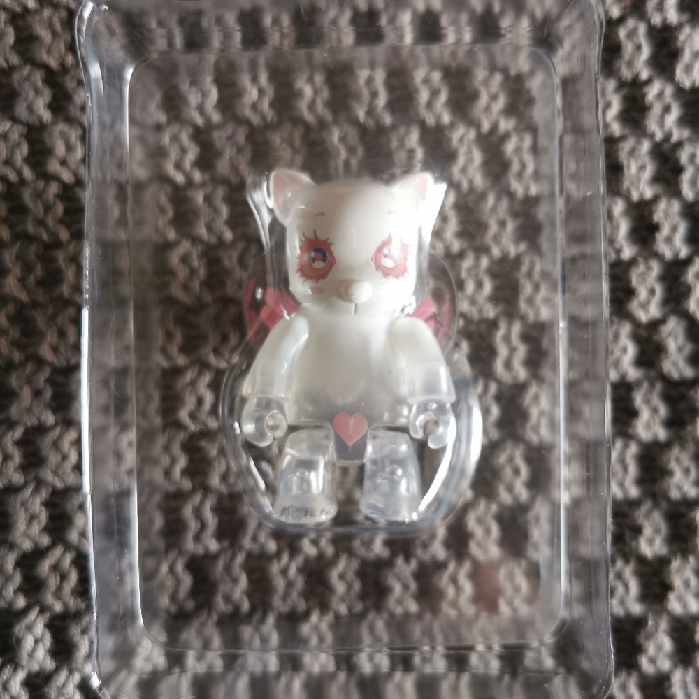 Sky Doll Qee - Picture 5 of 6
